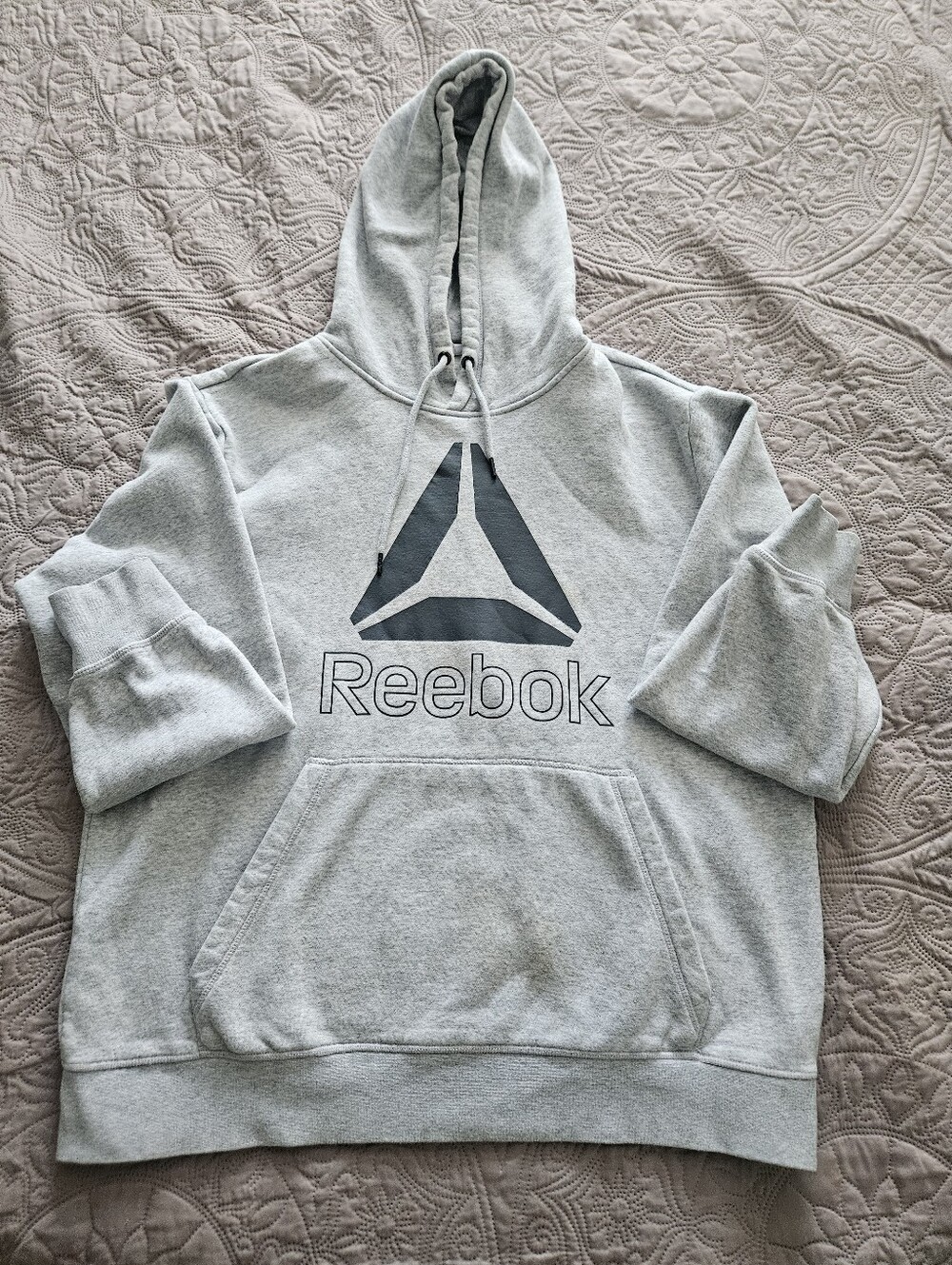 Reebok Men's Hoodie Size XL